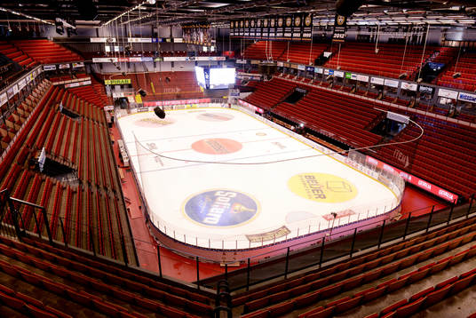 Översiktsbild över Gavlerinken arena före