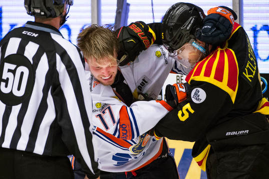 Växjös Alexander Johansson i bråk med Brynäs Lukas