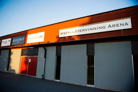 Metallåtervinning arena innan ishockeymatchen i