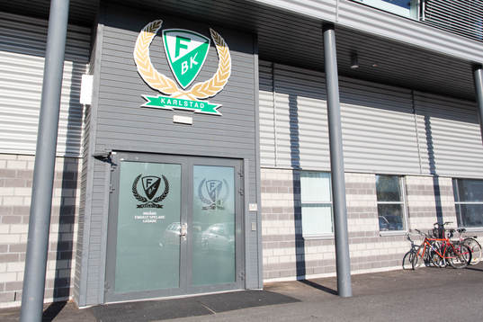 Exteriörbild av Löfbergs Arena