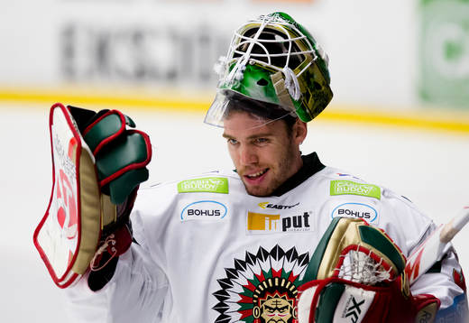 Frölundas målvakt Linus Fernström