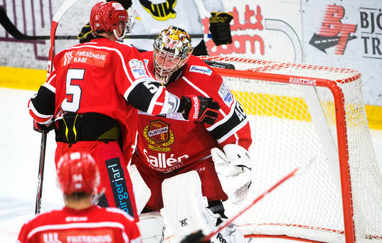 Almtunas Per Svensson jublar