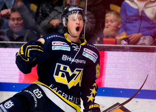 s Christoffer Törngren jublar