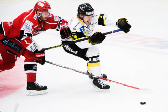 Almtunas Per Svensson jagar Västerås Brock Montpetit