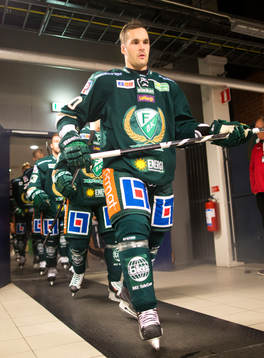 Färjestads Niclas Arell i spelargången innan
