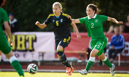 Sveriges Lotta Ökvist och Irlands Keeva Keenan