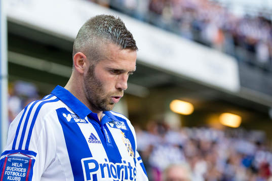 IFK Göteborgs Kjetil Waehler på väg in till