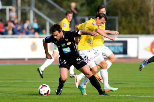 Bläddra bland fler bilder av Fotboll, Allsvenskan, Falkenberg - Örebro