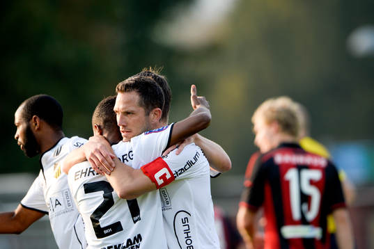 Häckens Martin Ericsson jublar