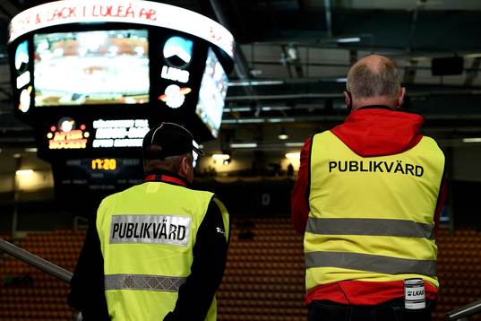 Publikvärdar på plats