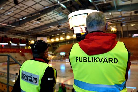 Publikvärdar på plats