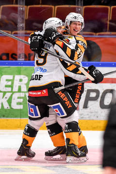 Skellefteås Andrew Calof jublar