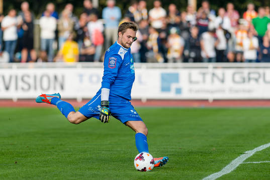 Örebros målvakt Oscar Jansson