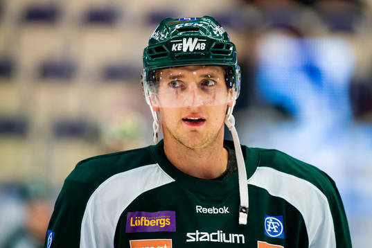 Färjestads Anton Hedman innan ishockeymatchen i SHL mellan