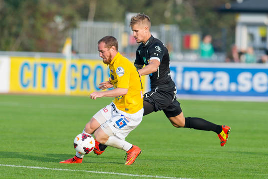 Falkenbergs Christoffer Carlsson och Örebros Daniel