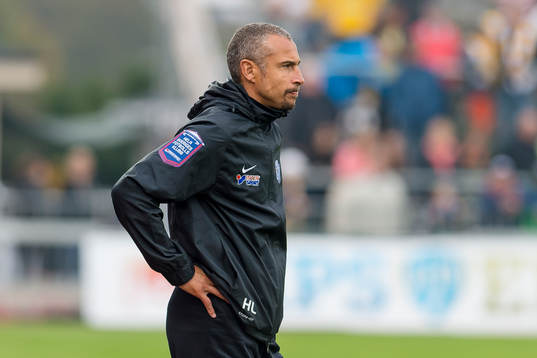 Falkenbergs tränare Henrik Larsson
