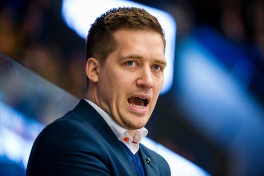 Växjös tränare Sam Hallam