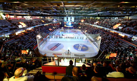 SAAB Arena före ishockeymatchen i SHL mellan Linköping