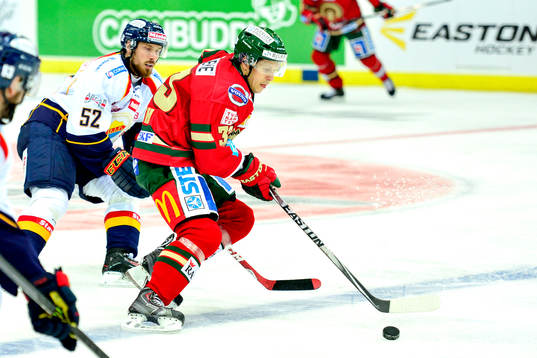 Frölundas Elias Fälth  och Djurgårdens Mikael Ahlén