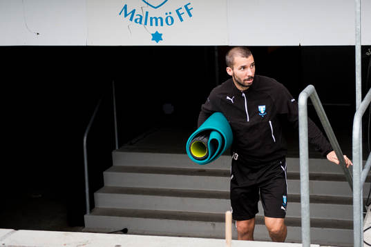 Malmö FFs skadade Guillermo Molins
