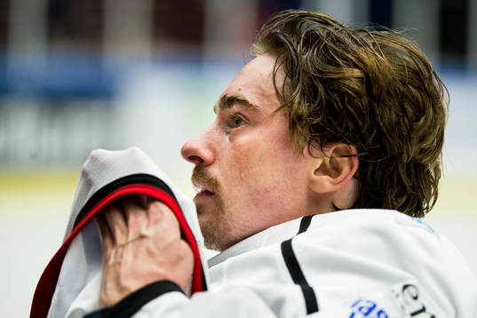 Almtunas målvakt Alexander Sahlin