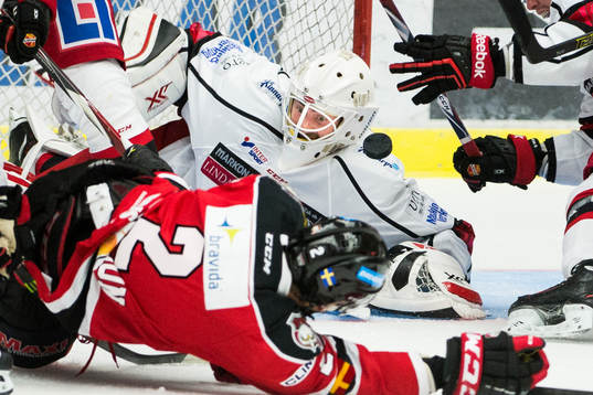 Almtunas målvakt Alexander Sahlin