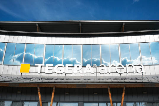 Entren till Tegera Arena före ishockeymatchen i SHL mellan