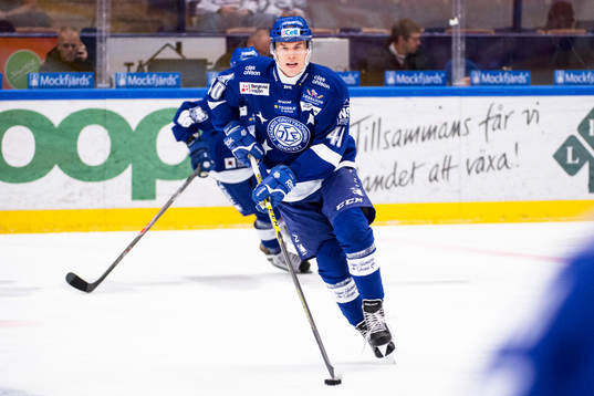 Leksands Tomi Sallinen på uppvärmningen före