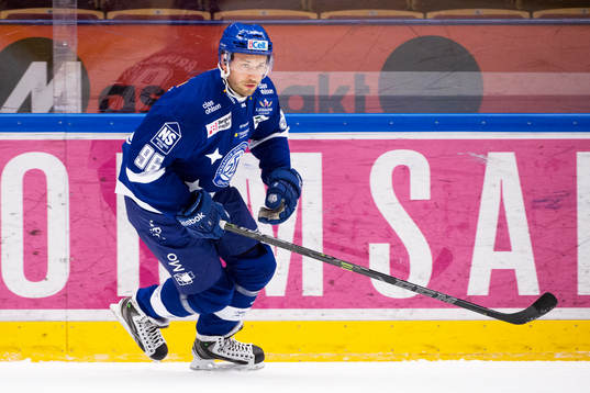 Leksands Fabian Brunnström på uppvärmningen före
