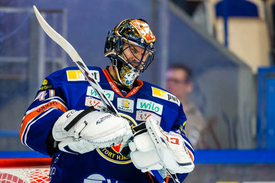 Växjös målvakt Cristopher Nihlstorp deppar