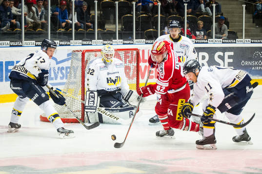 s Calle Ridderwall ,Emil Johansson, målvakt Gustaf Wesslau