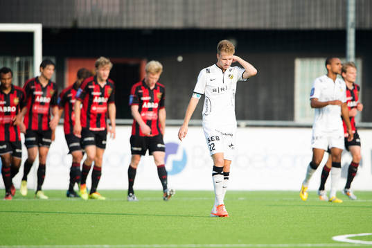 Häckens Samuel Gustafson deppar