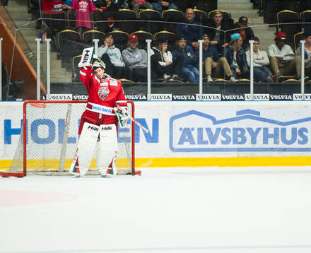 Modos målvakt Adam Reideborn