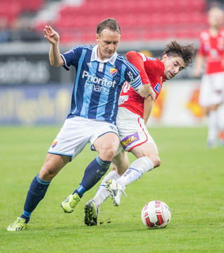 Djurgårdens Andreas Johansson och kalmars Cesar Santin