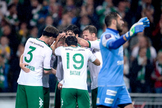 Syrianskas målvakt Dejan Garaca deppar och Hammarbys Erik