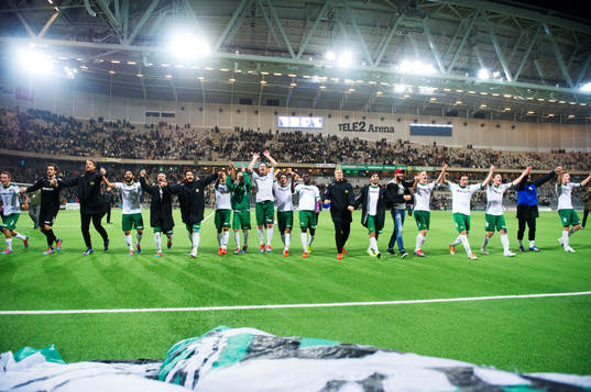 Hammarbys spelare jublar