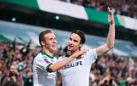 Hammarbys Fredrik Torsteinbø och Linus Hallenius jublar