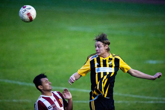 IFK Hässleholms Axel Harletun i matchen i division 3
