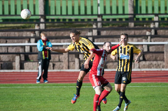 IFK Hässleholms Linus Karlsson och Danny Gunnarsson i