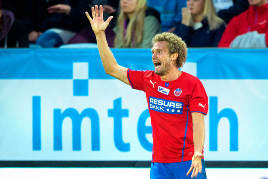 Helsingborgs Christoffer Andersson reagerar