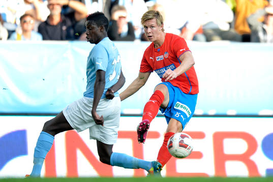Helsingborgs Emil Krafth och Malmö FFs Pa Konate