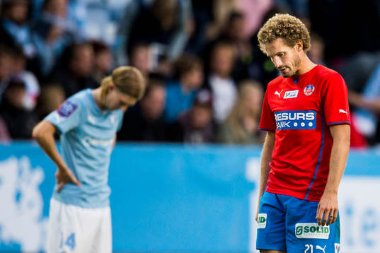 Helsingborgs Christoffer Andersson (th) och Malmö FFs
