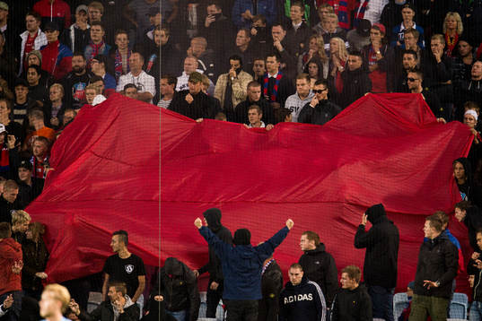 Helsingborgs maskerade supportrar som precis bränt