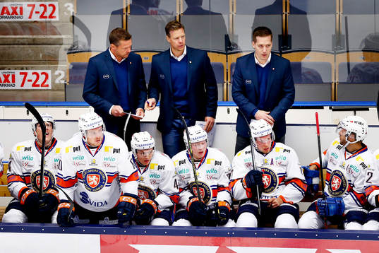 Växjös assisterande tränare Fredrik Hellgren,