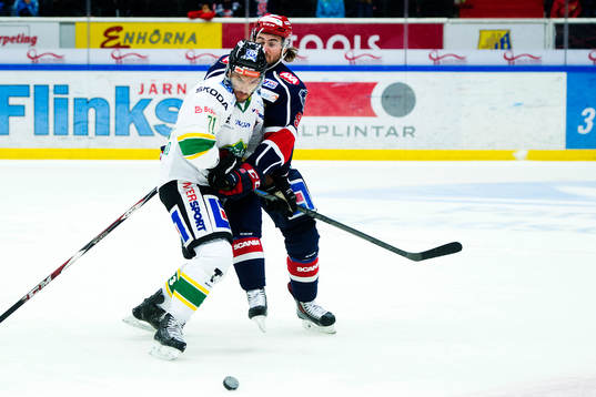 Björklövens Alexander Ribbenstrand och Södertäljes