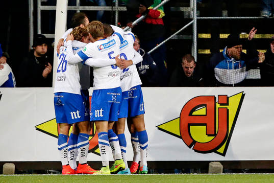 Norrköpings spelare jublar