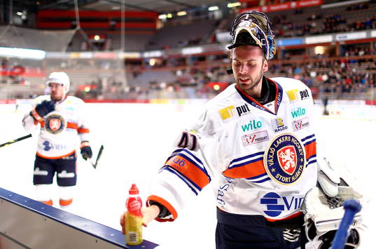 Växjös Cristopher Nihlstorp  dricker