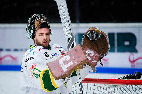 Björklövens målvakt Kevin Lindskoug