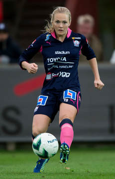 Linköpings Emma Lennartsson  i matchen i damallsvenskan