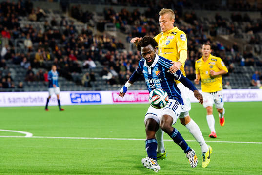 Djurgårdens Amadou Jawo och Falkenbergs Rasmus Sjöstedt